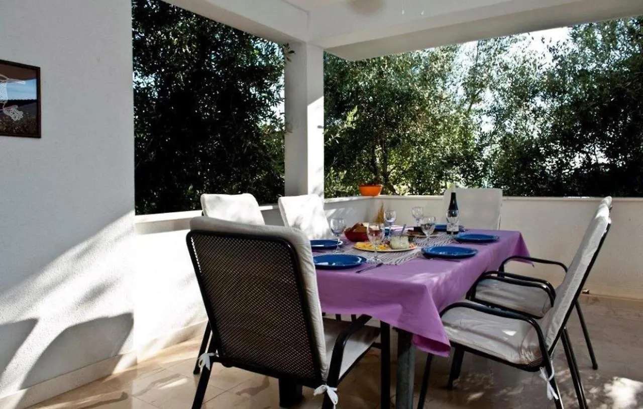 Gorgeous Home In Okrug Gornji With House Sea View Trogir Croatia