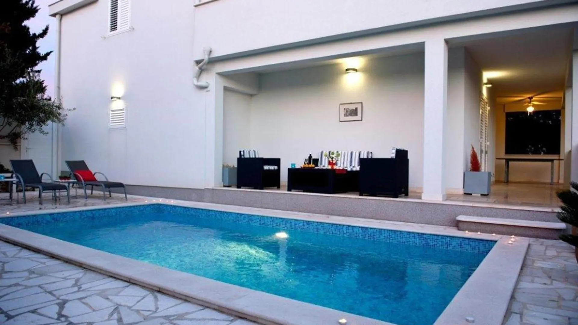 Gorgeous Home In Okrug Gornji With House Sea View Trogir Holiday home